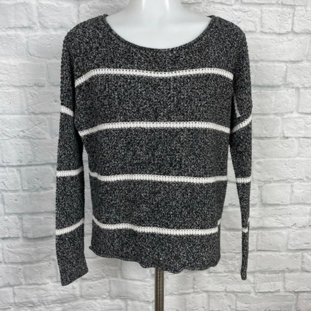 Hollister Gray & White Striped Pullover Sweater Small